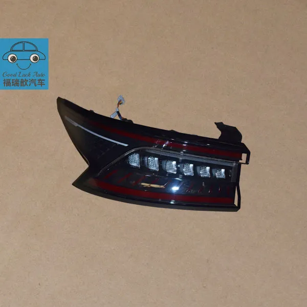 Left rear tail light (fixed) assembly