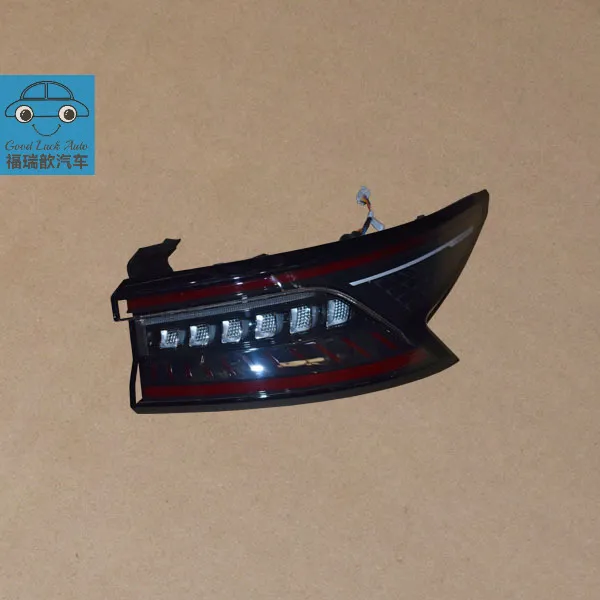 Right rear tail light (fixed) assembly